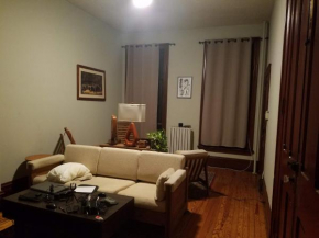 Midtown 1 bedroom Apt - Available May 8th